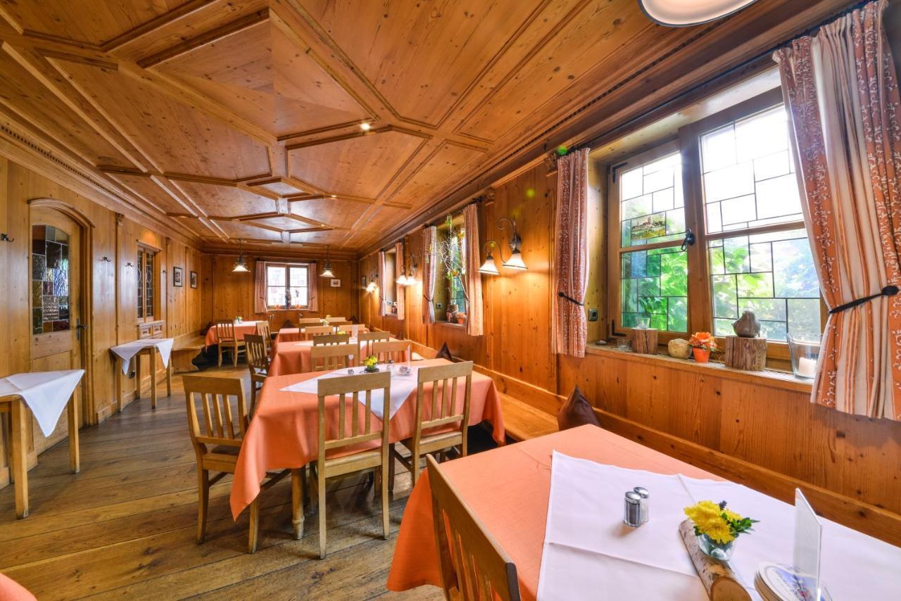 Metzgerei Gasthof Oberhauser - Hotel Zur Post Egling Exteriör bild